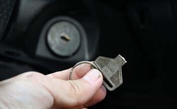 How to Fix Broken Car Key